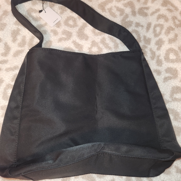 ALO Yoga Black Tote Bag - Picture 5 of 6